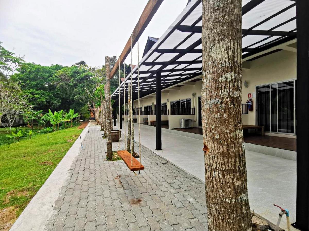 Nana Beach Hotel & Resort Patiyu Exterior foto