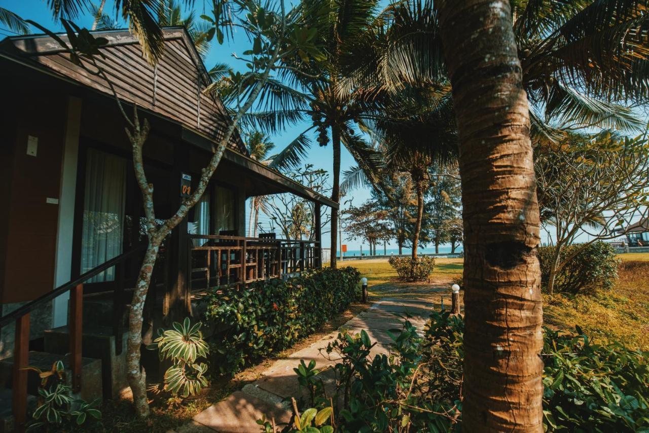 Nana Beach Hotel & Resort Patiyu Exterior foto